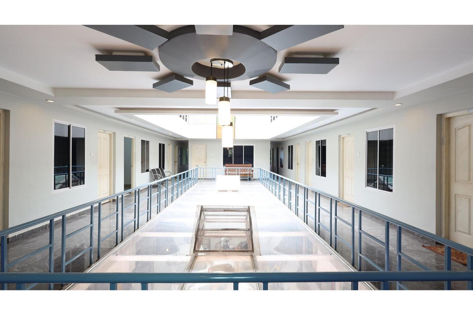 Hotel Collection O Ar Square Thrissur Exterior foto
